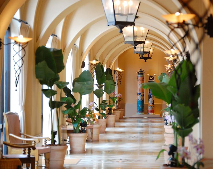 ホテル日航アリビラ　回廊