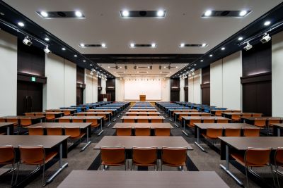 沖縄県市町村自治会館　ホール2