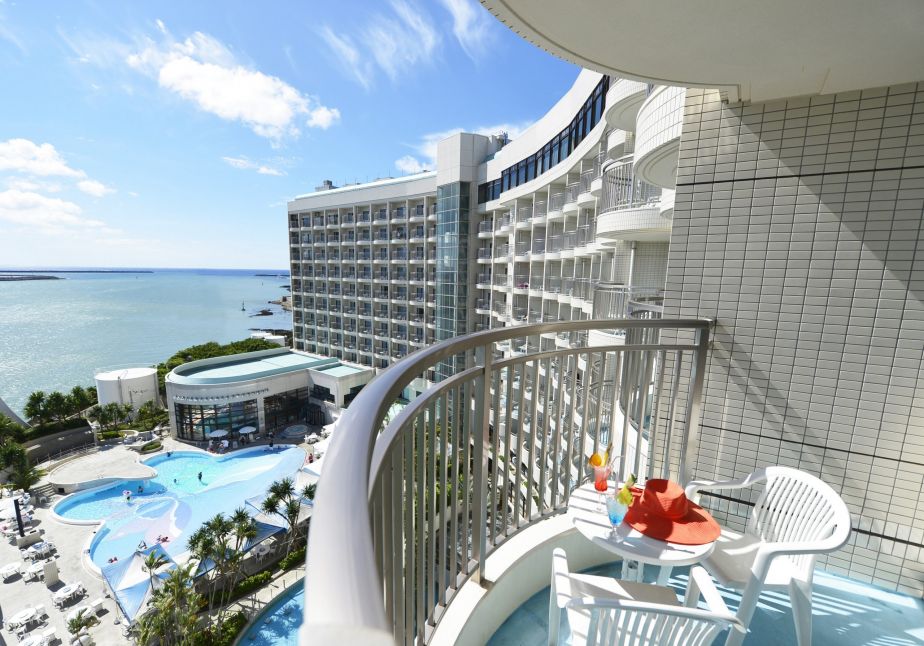 ロワジールホテル　那覇　外観