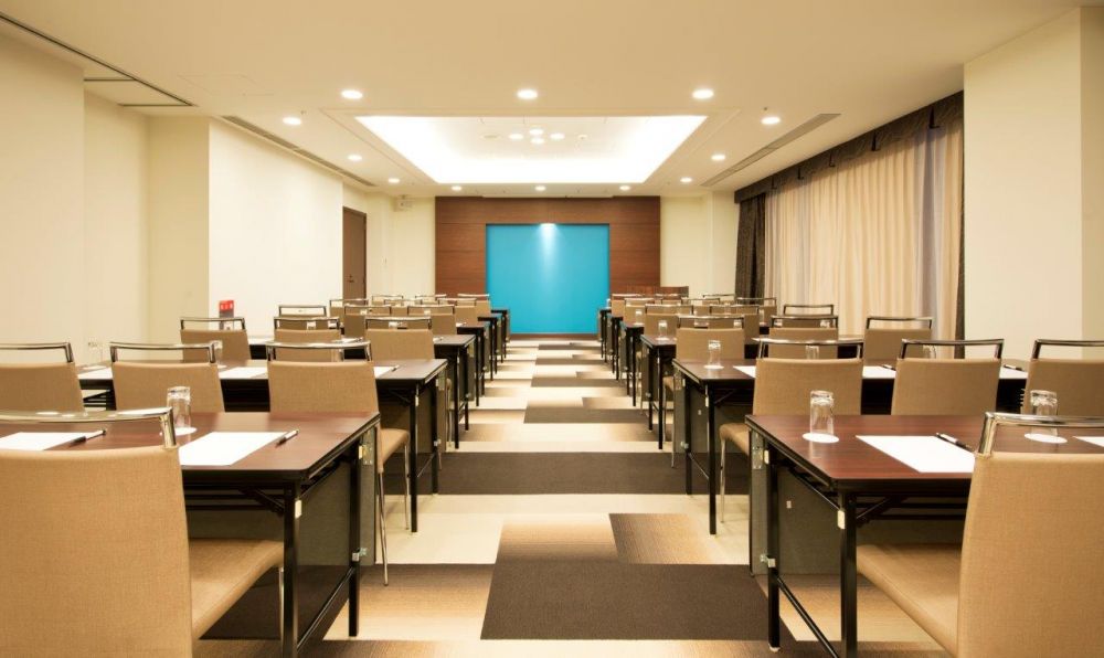メルキュールホテル　会議室2（スクール）