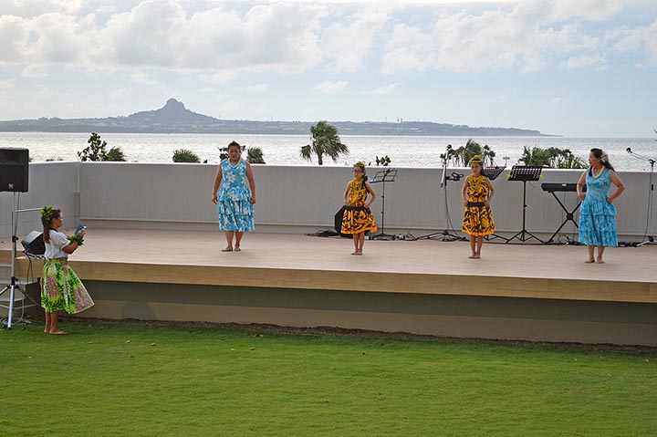 ホテルオリオンモトブリゾート＆スパ屋外ステージ