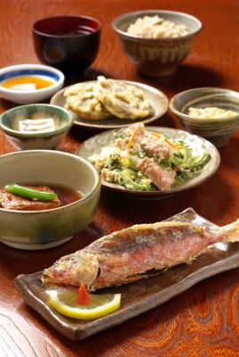 むら咲むら　謝名亭（美海御膳）