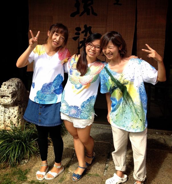 首里琉染　サンゴ染め体験4