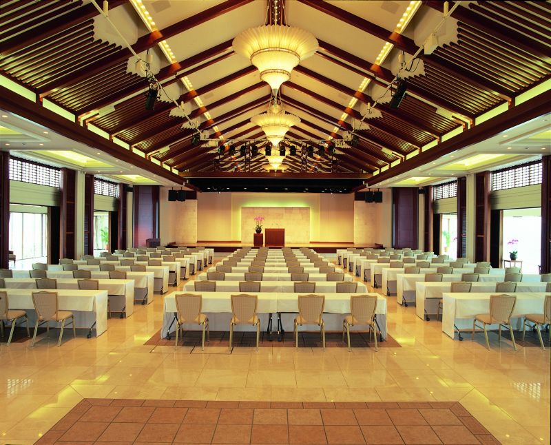 万国津梁館　サミット：スクールスタイル