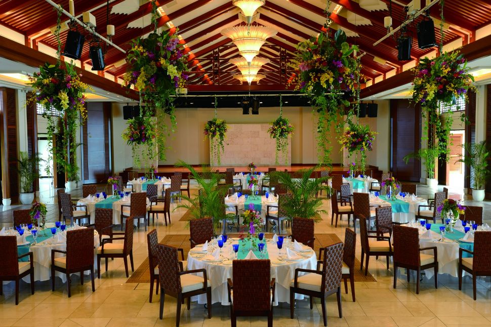 万国津梁館　サミットホール：正餐