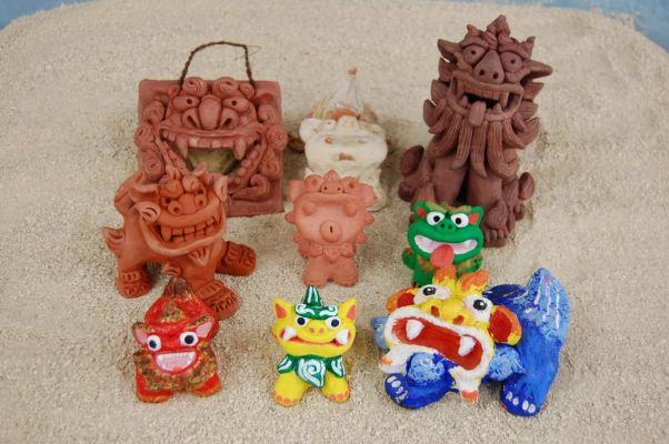 シーサーパーク 琉球窯「シーサー作り体験」