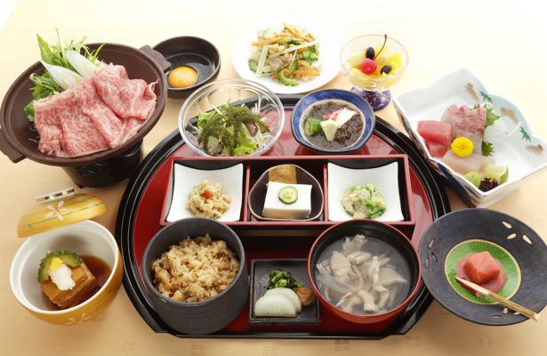 晚餐龙樋4200日元（不含税）