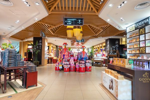 Tギャラリア沖縄　by DFS