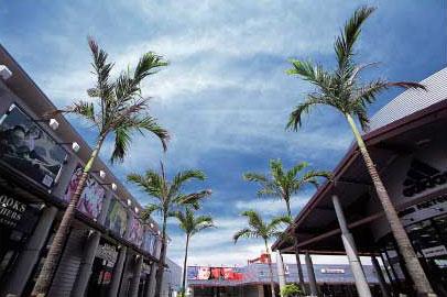 Okinawa Outlet Mall ASHIBINAA