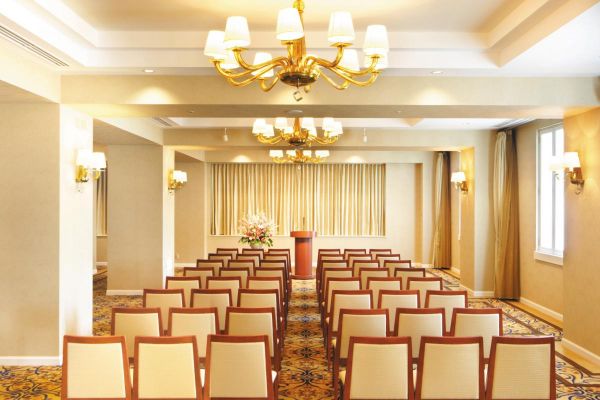 ホテル日航アリビラ