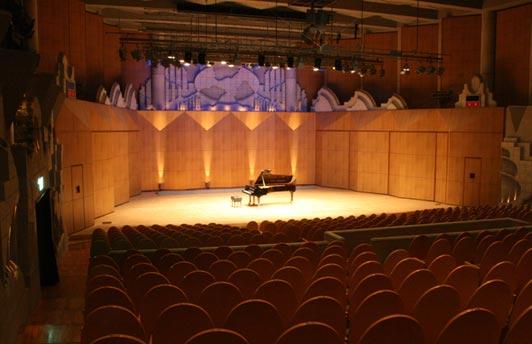 南城市文化センター シュガーホール