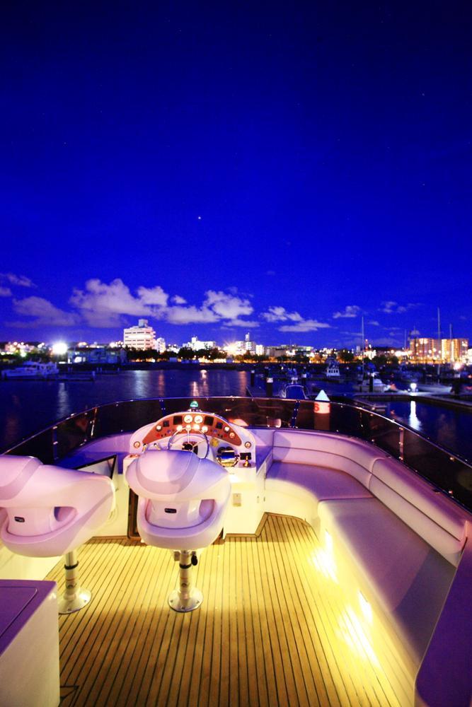 セルリアンブルー