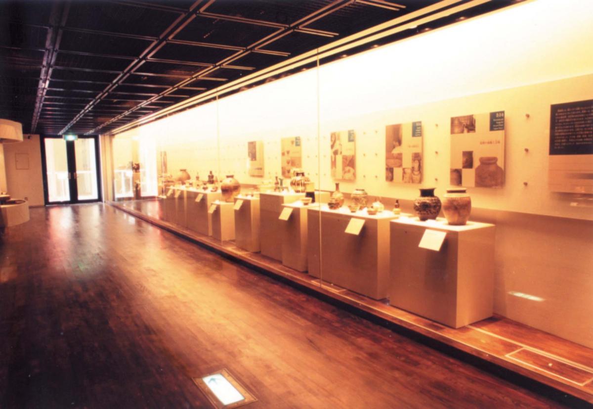 那覇市立壺屋焼物博物館