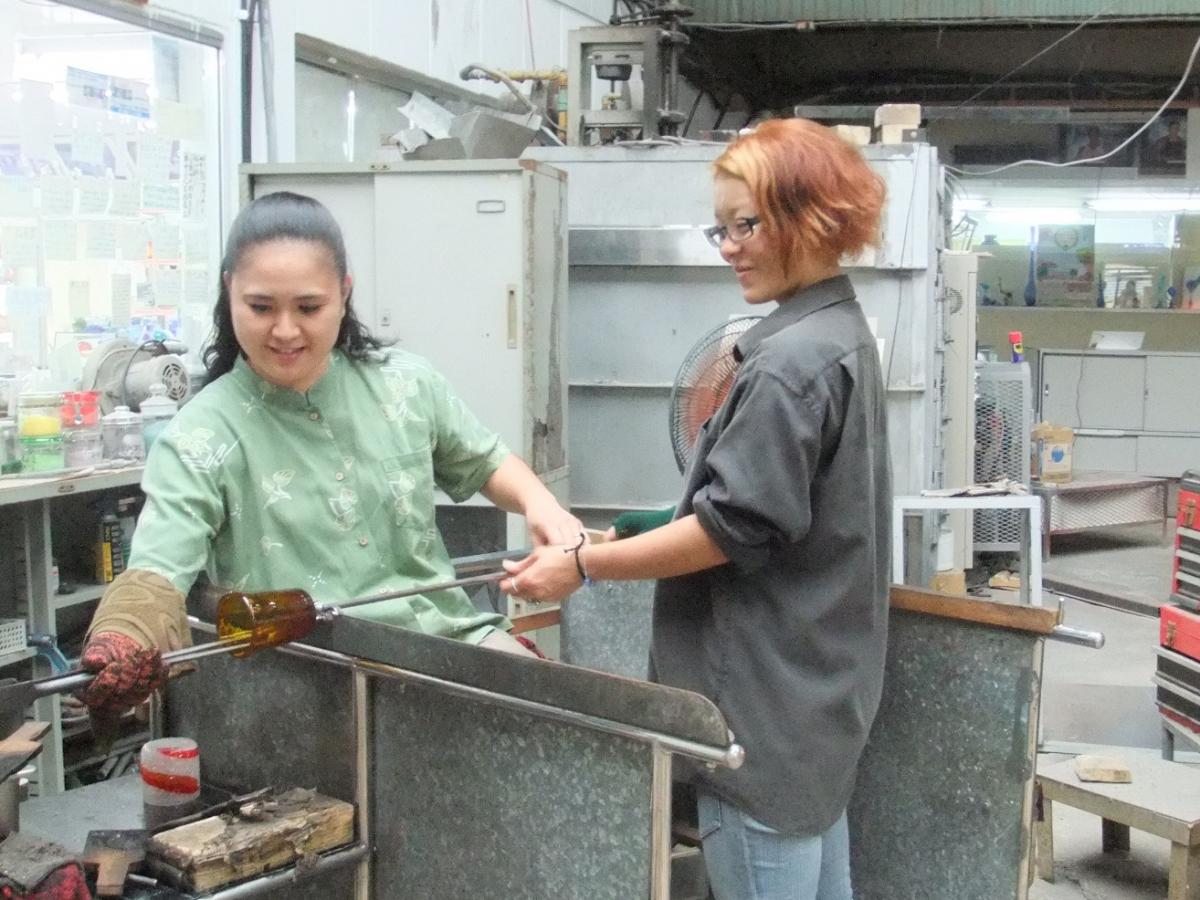 株式会社 恩納ガラス工芸育成センター