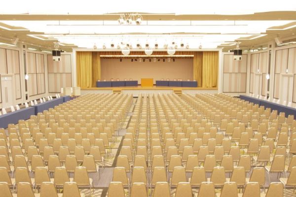 ラグナガーデンホテル