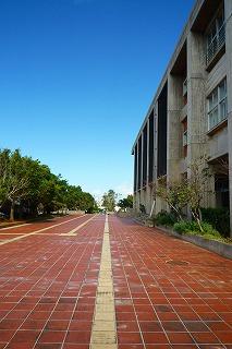 宜野湾市民会馆