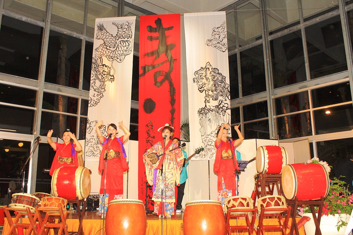 島唄・島太鼓ライブショー