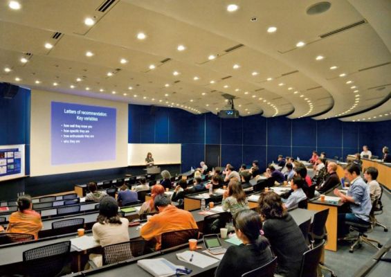 OIST 　沖縄科学技術大学院大学