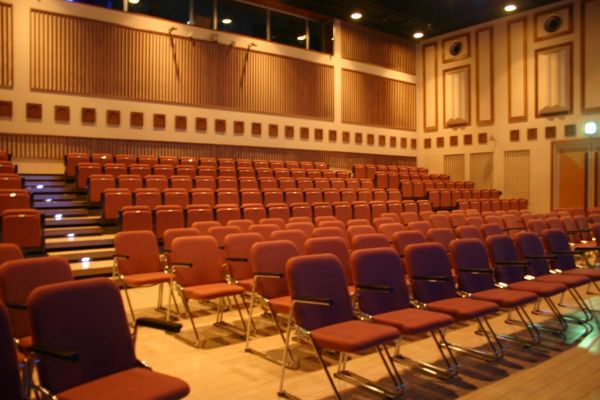 那覇市ぶんかテンブス館