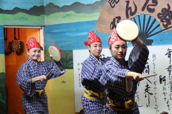 琉球芸能うとぅいむち~沖縄市への誘い~