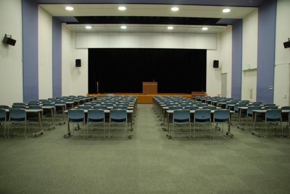 浦添市産業振興センター・結の街