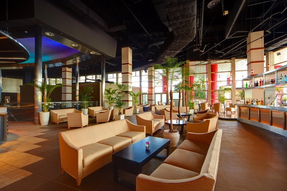 Tギャラリア沖縄　by DFS