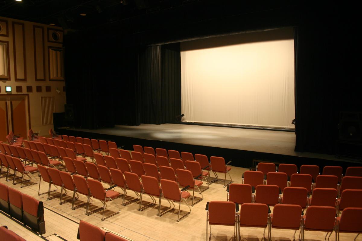 那覇市ぶんかテンブス館