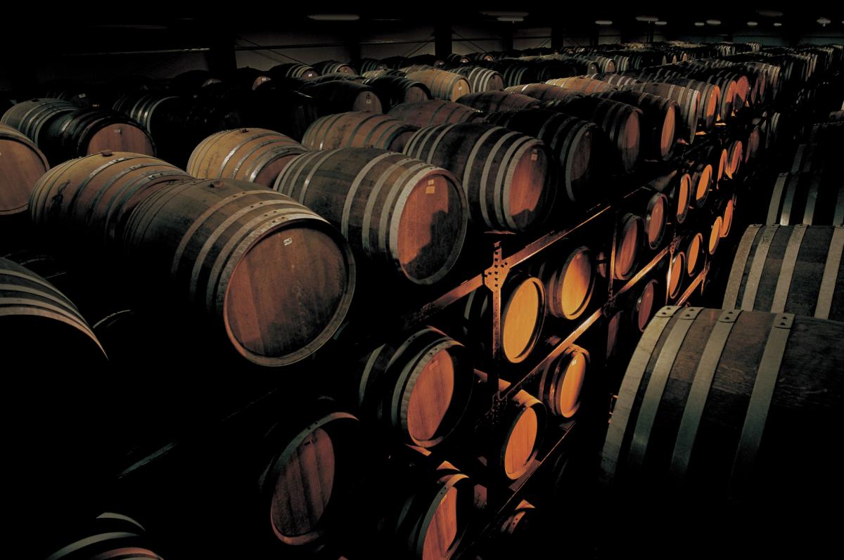 ヘリオス酒造株式会社 古酒蔵ショップ