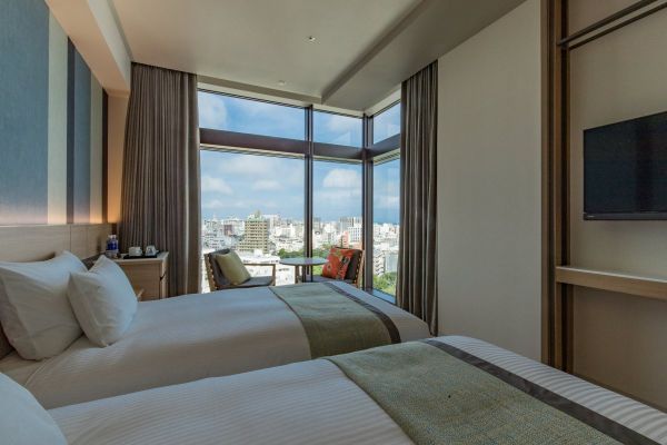 JR Kyushu Hotel Blossom Naha