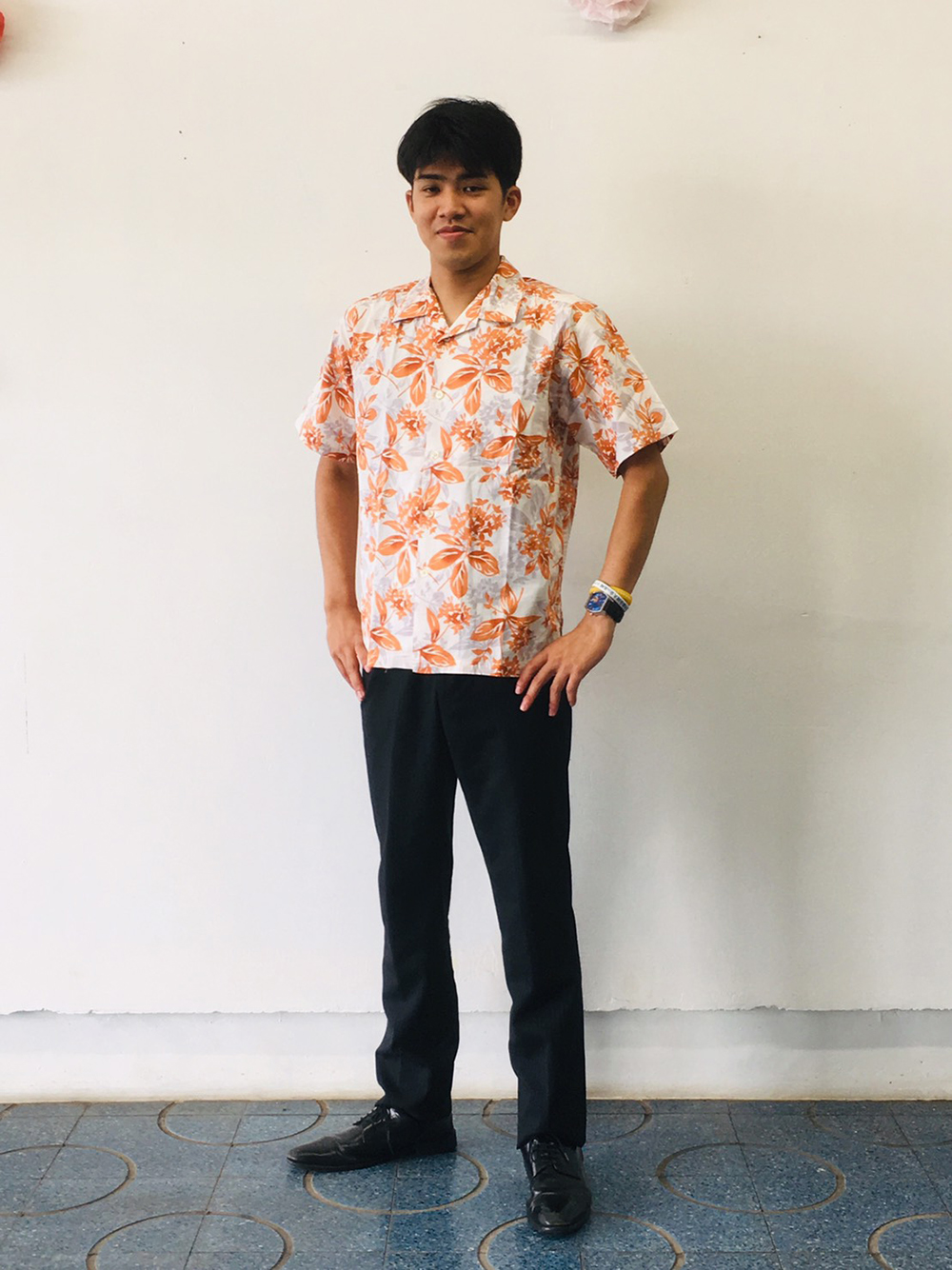 レンタルかりゆしウエア（サンダンカ柄・オレンジ）