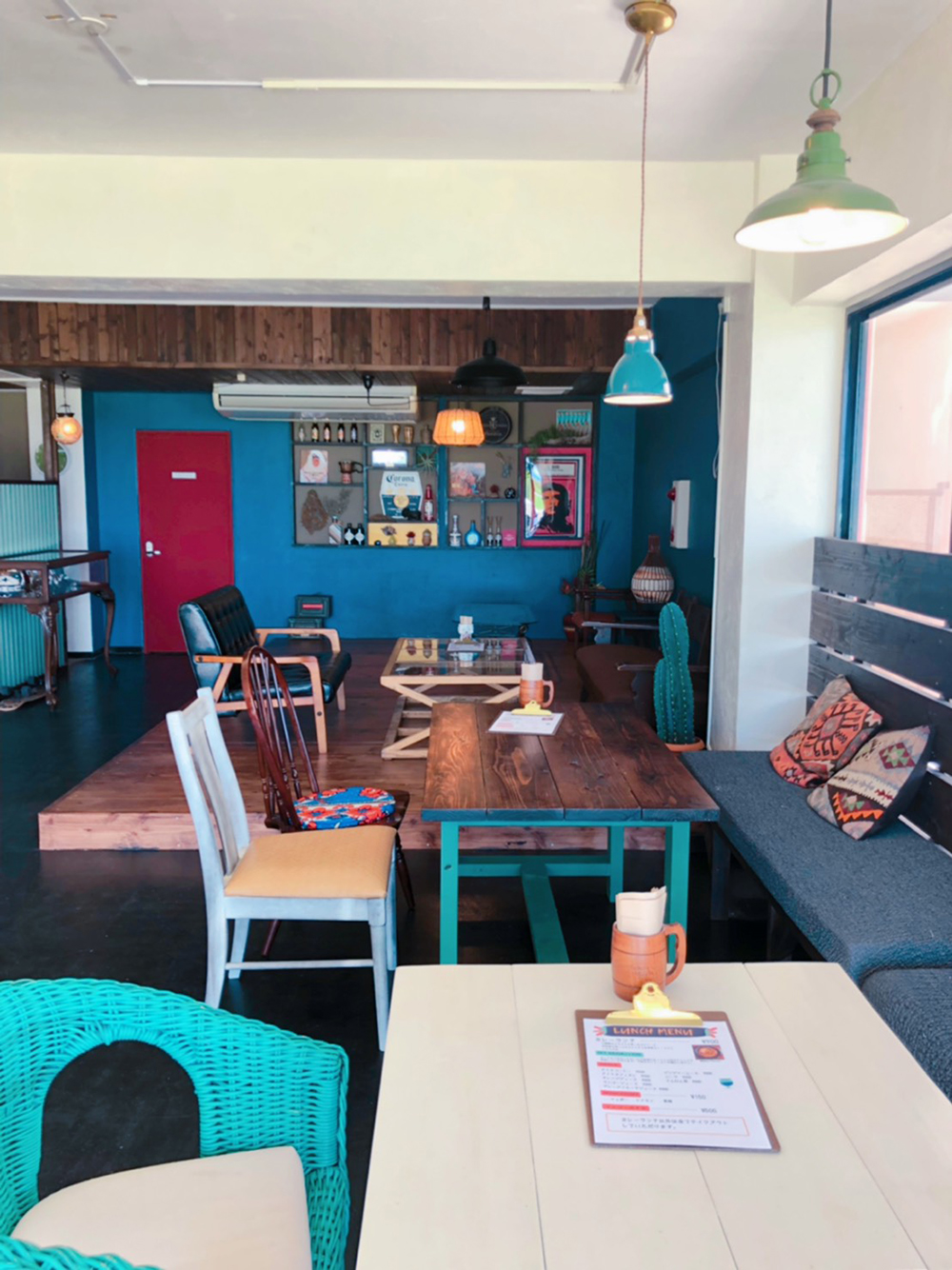 海岸食堂カプリース