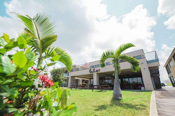 ムーンテラスカフェ外観