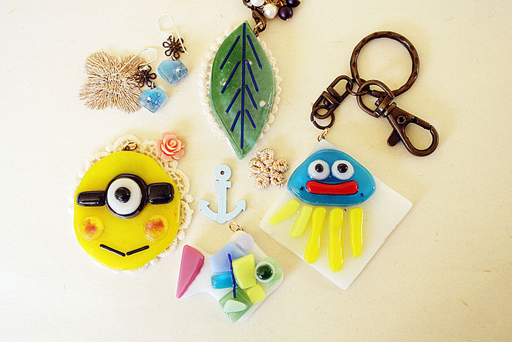 沖縄ガラス星砂体験