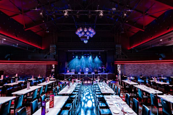 通常営業時のテーブル席