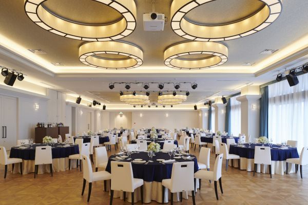 コンベンションホール