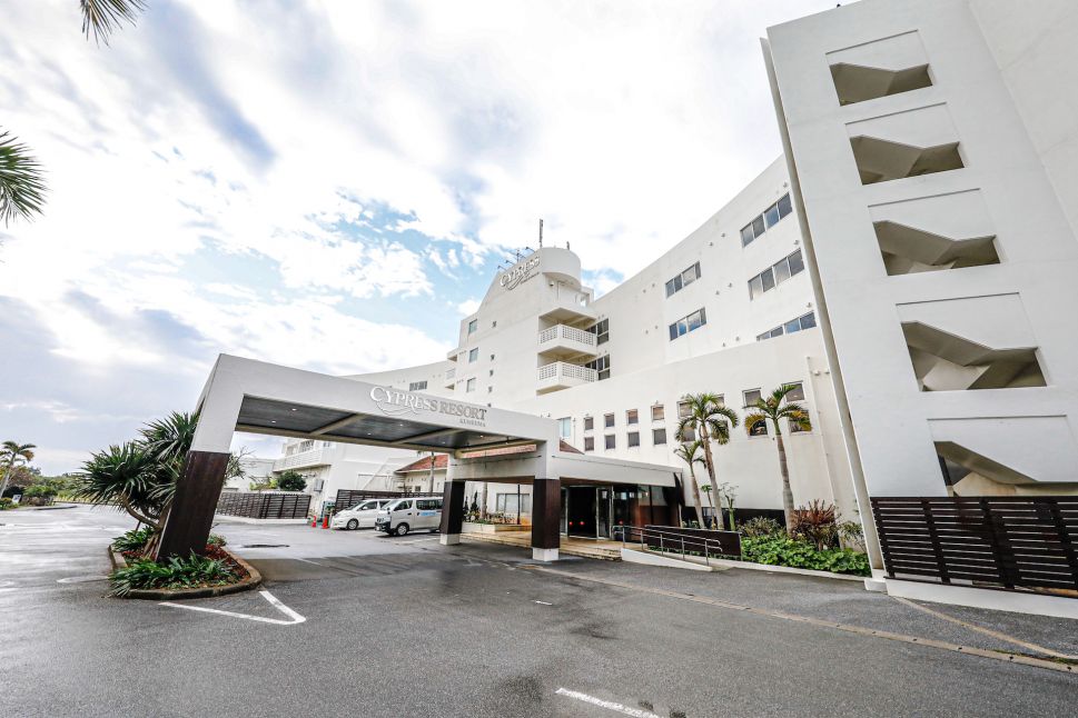 サイプレスリゾート久米島　外観