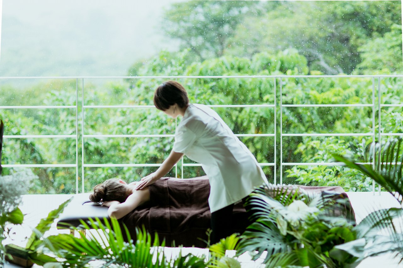 LE CANA MOTOBU　ルカナモトブ