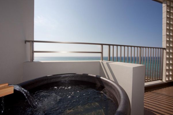 琉球温泉濑长岛酒店