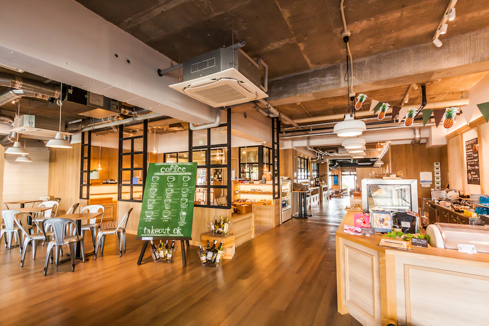 BLUE CAFE石垣岛内部