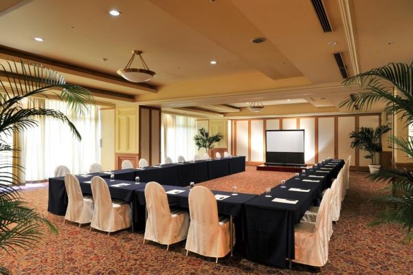 丽山海景皇宫度假酒店谷茶湾