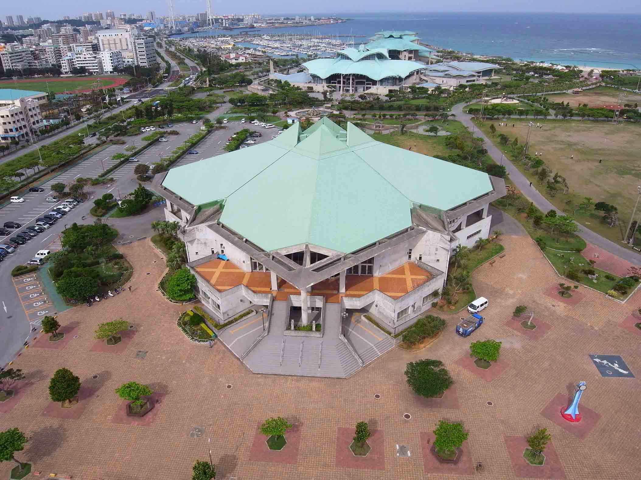 宜野湾市立体育馆